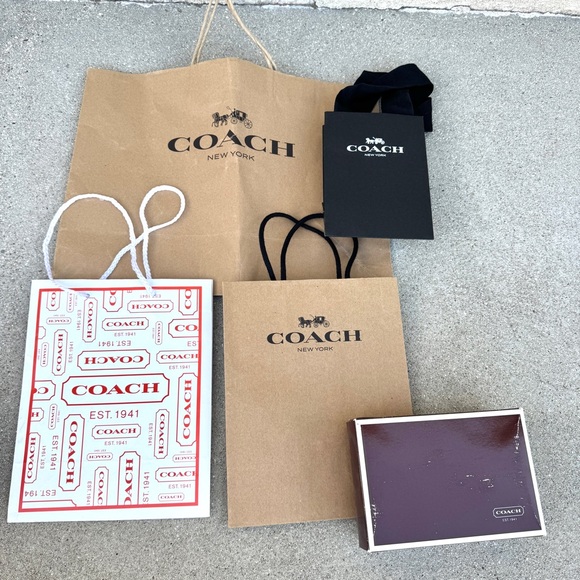 COACH shopping bags 4 handle bags 1 box collection logo storage shoppers bundle - Picture 2 of 5